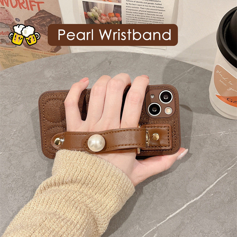 〖i740〗ダウンジャケット 立体椿 スマホケース iPhone 15 パールリストバンド 携帯電話ケース