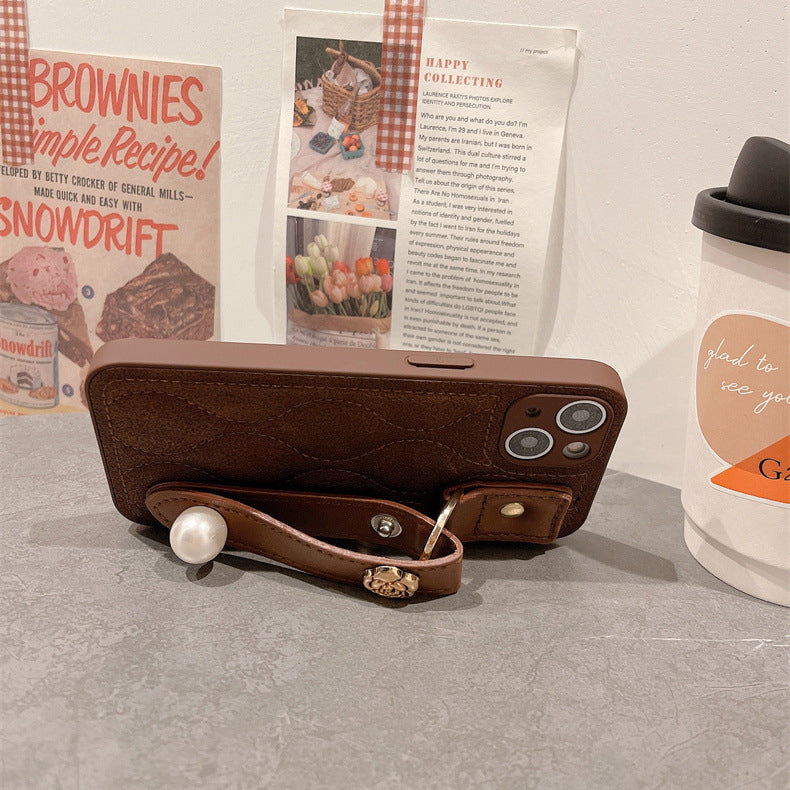 〖i740〗ダウンジャケット 立体椿 スマホケース iPhone 15 パールリストバンド 携帯電話ケース